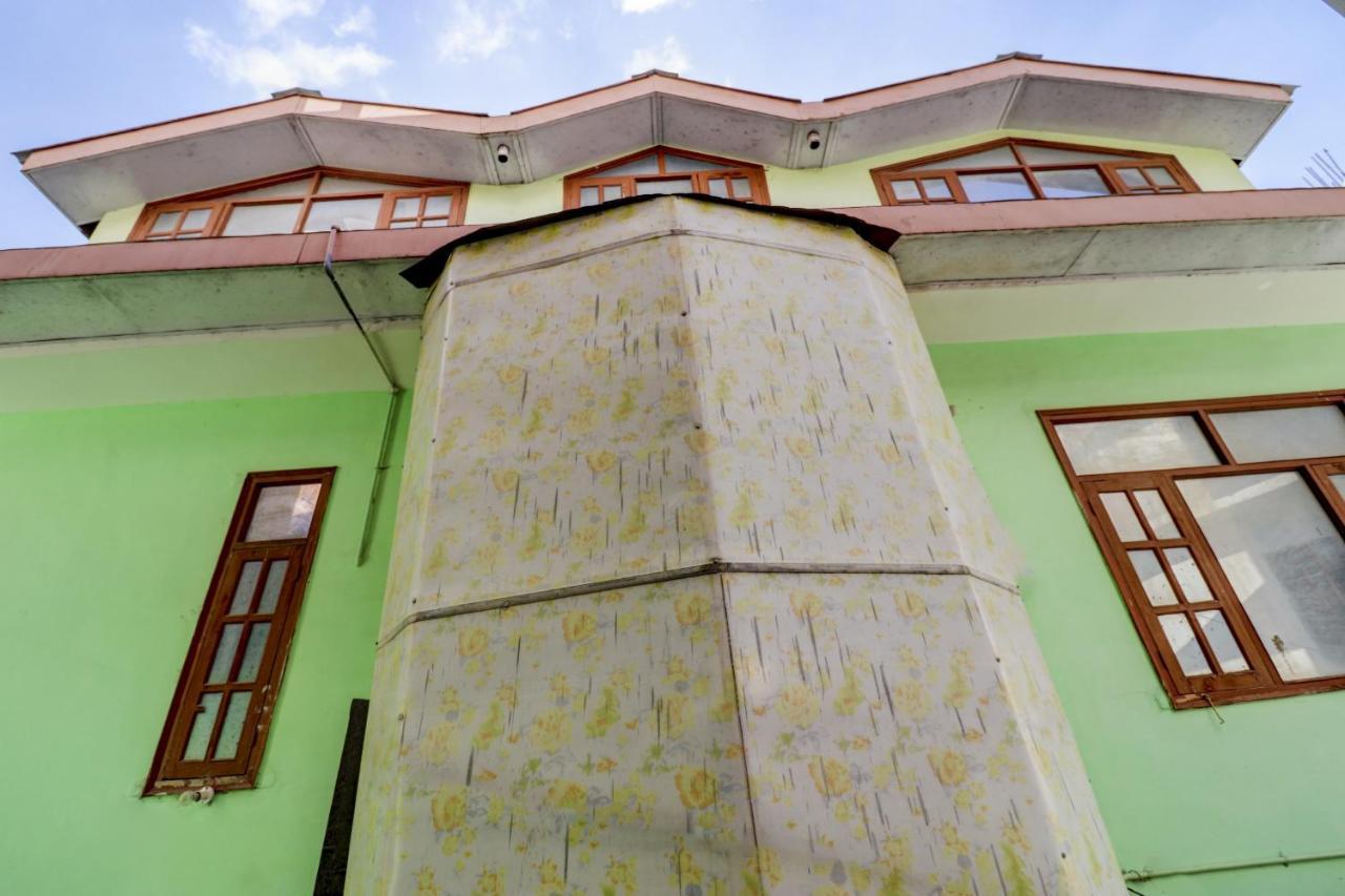 Oyo Hotel C Shimla Zewnętrze zdjęcie